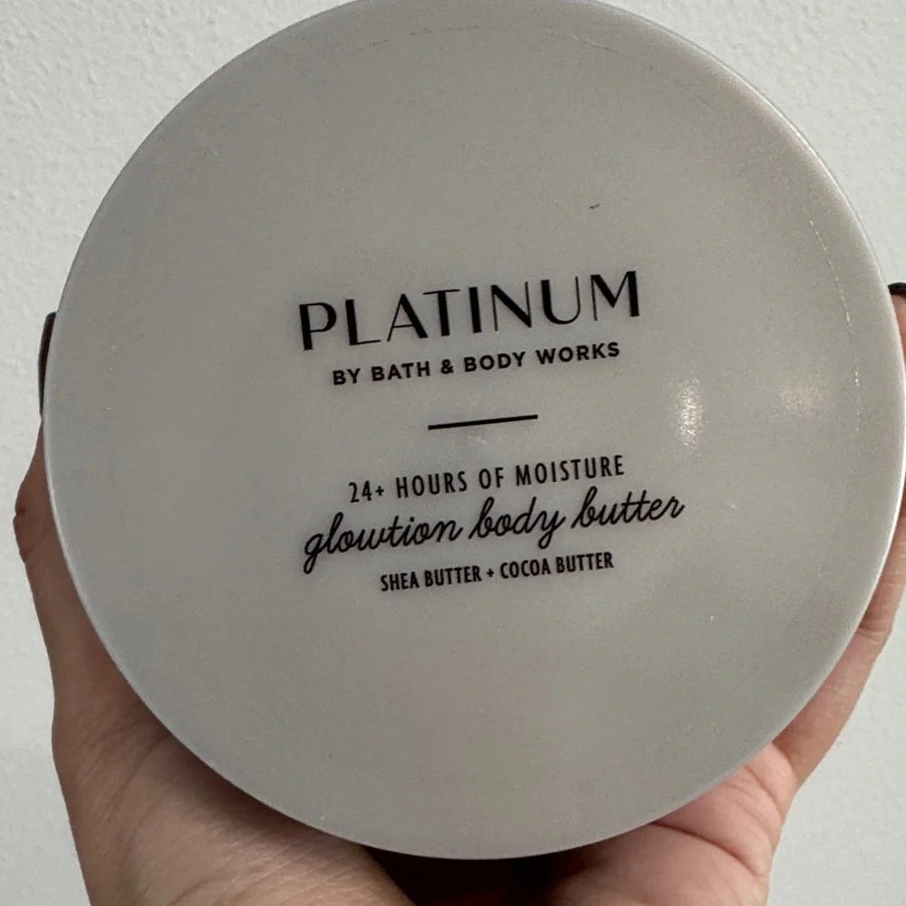 Bath & Body Works Platinum Glowtion Body Butter - Silver Holographic - Picture 2 of 6